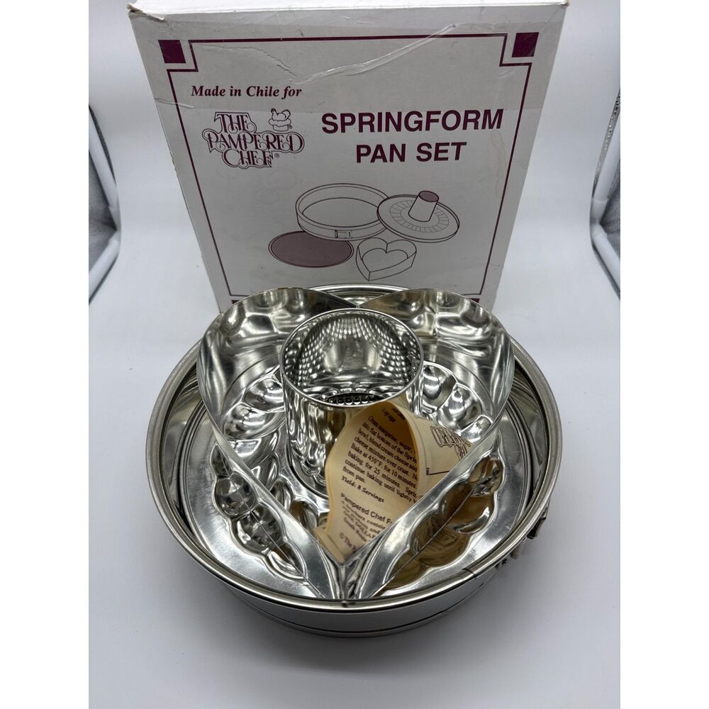 The Pampered Chef Springform Pan Set Heart Bundt Insert Cheesecake NEW